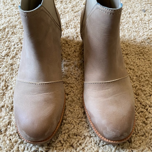 Sorel booties - Picture 3 of 7